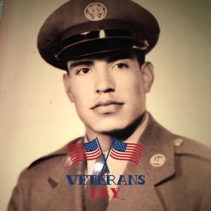 Meet your Posher, Mona